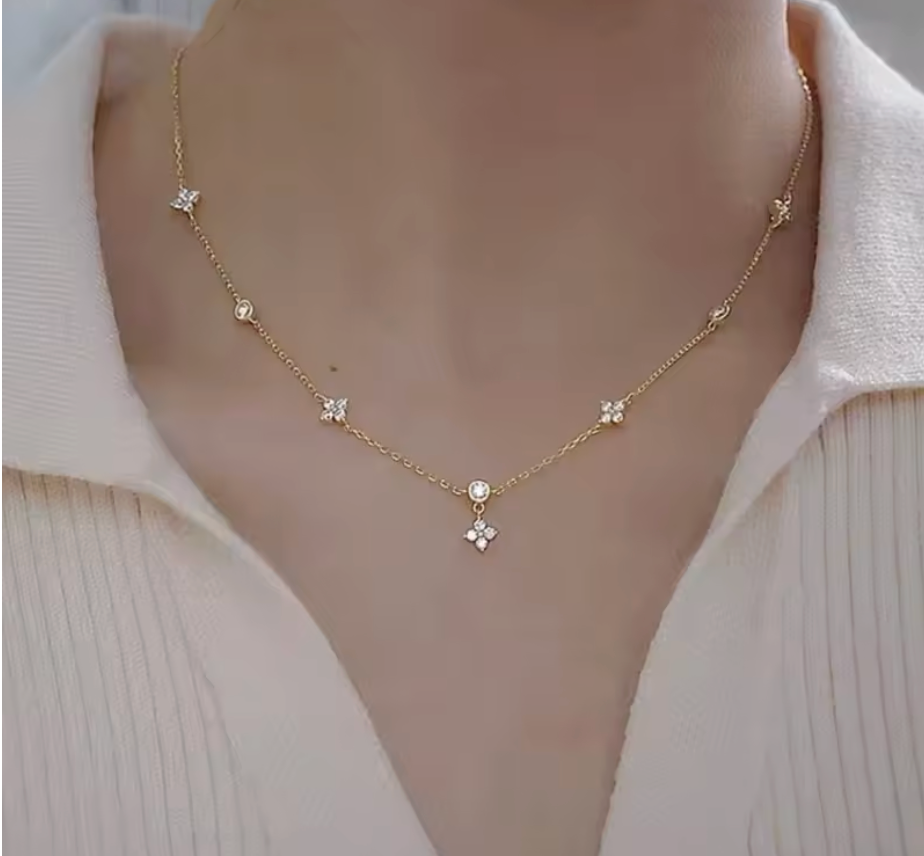 Delicate flower gold necklace